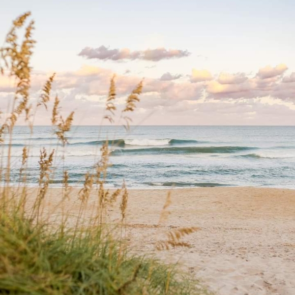 Bracelet Lt Pink Cancer Ribbon Beaded Rhinestone Pearl w/ 1 Cancer Ribb… - Picture 6 of 9